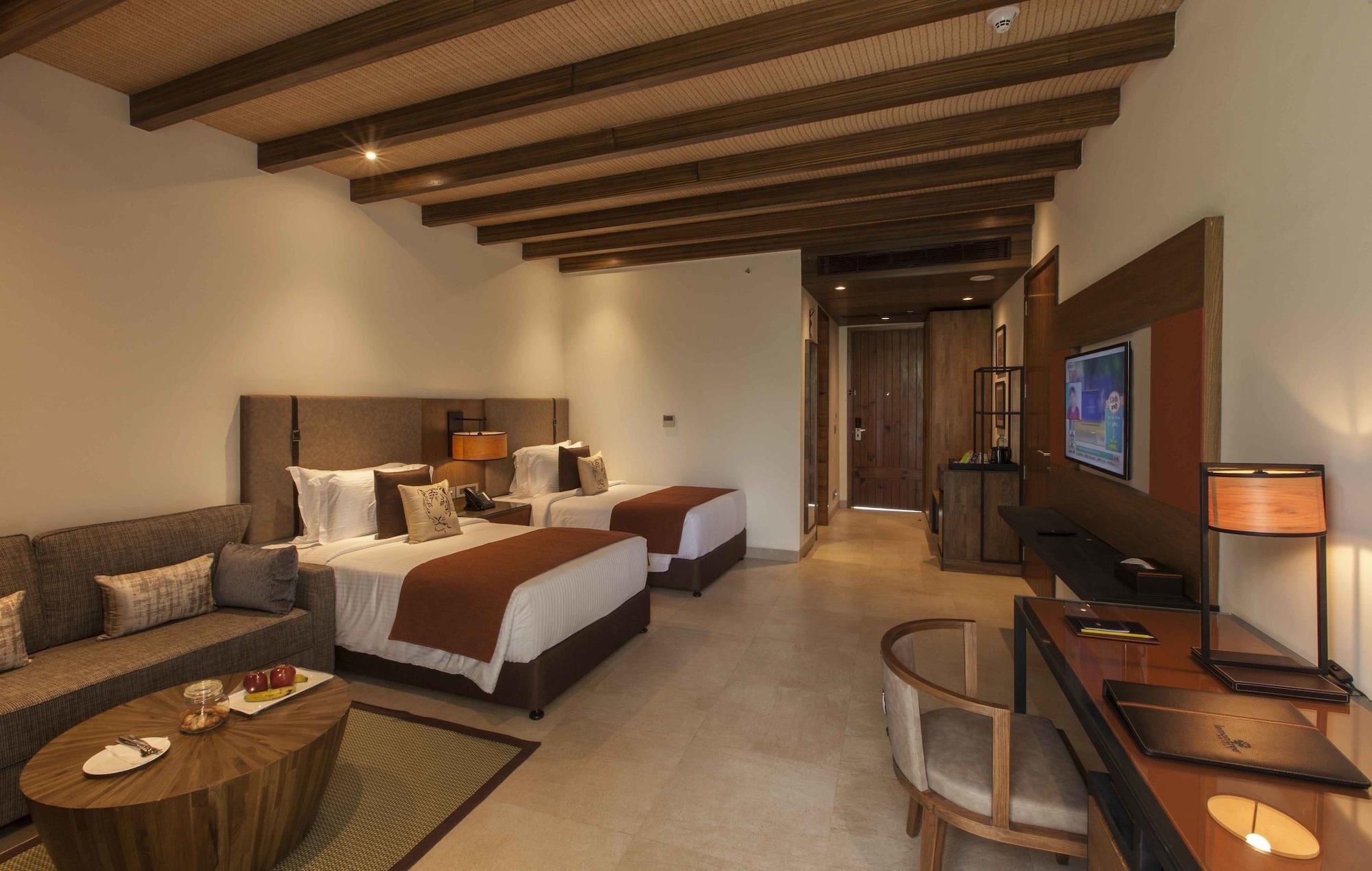 Lemon Tree Premier, Corbett Hotel Рамнагар Екстериор снимка