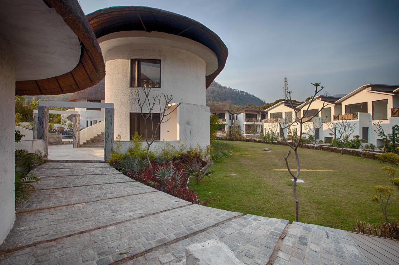Lemon Tree Premier, Corbett Hotel Рамнагар Екстериор снимка