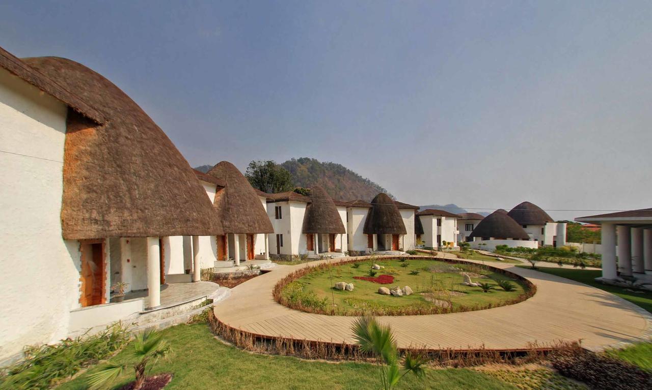 Lemon Tree Premier, Corbett Hotel Рамнагар Екстериор снимка