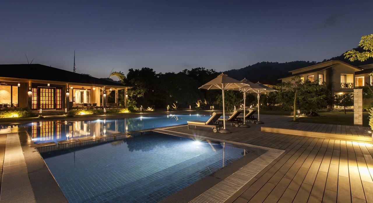 Lemon Tree Premier, Corbett Hotel Рамнагар Екстериор снимка